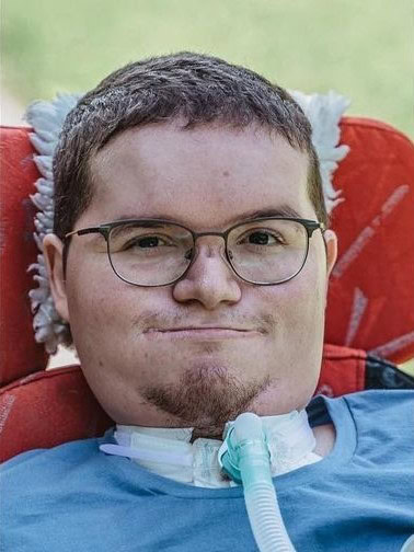 Portraitbild vom Autor Simon Hellenthal